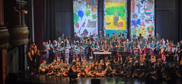 Colegio Maestro Diehl celebró 30 años del nivel primario con una gala inolvidable