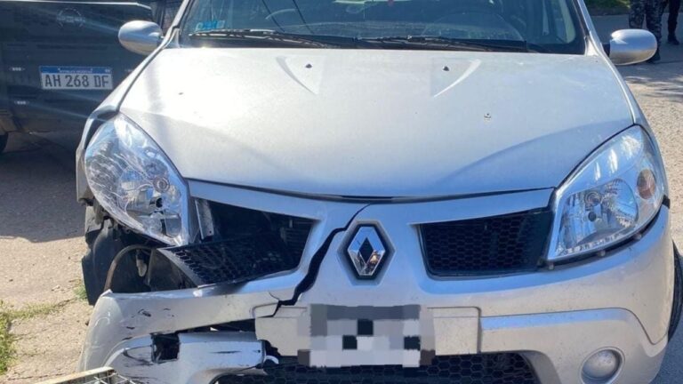 Fuga fallida en Córdoba: iban en un auto robado y los atraparon